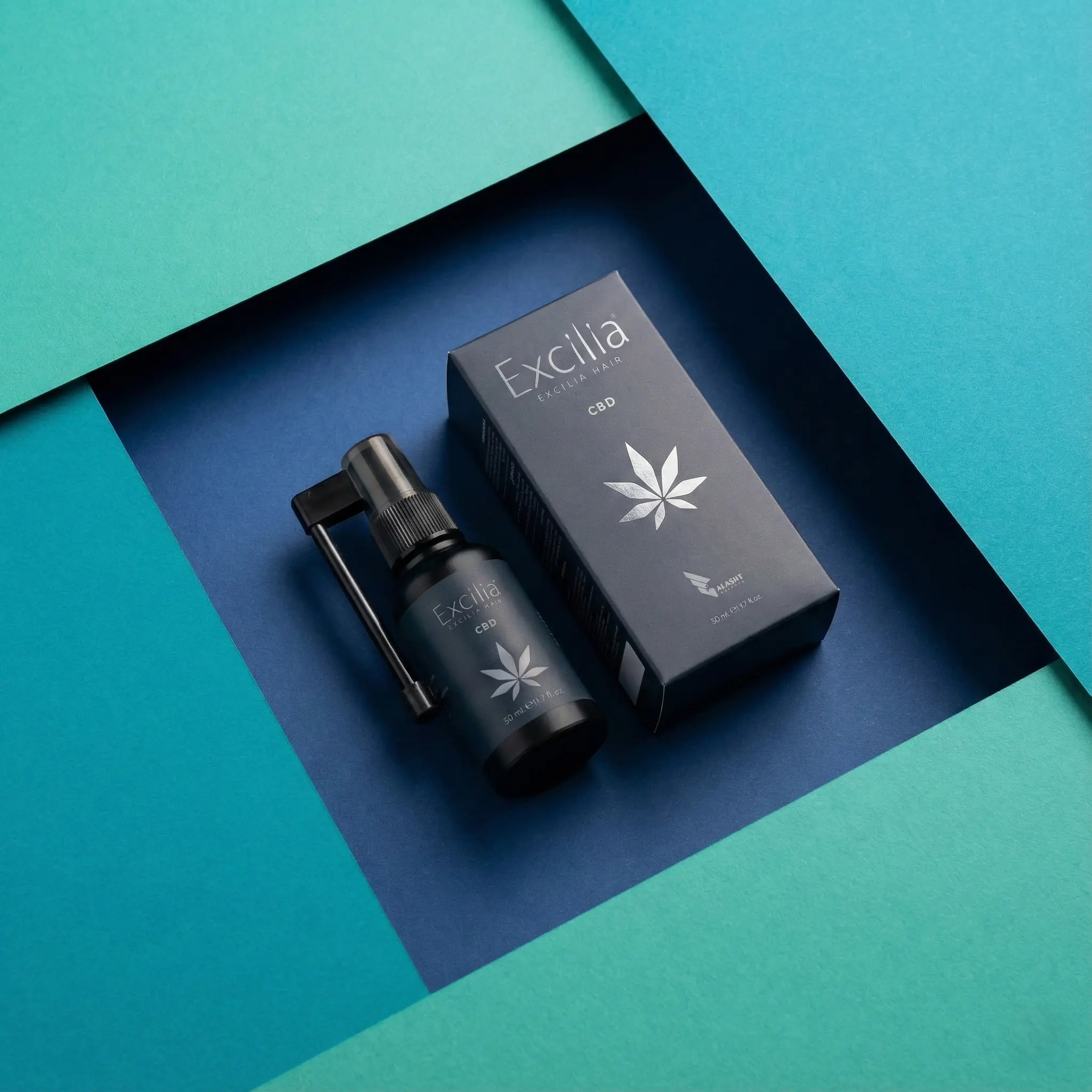 اکسیلیا هیر